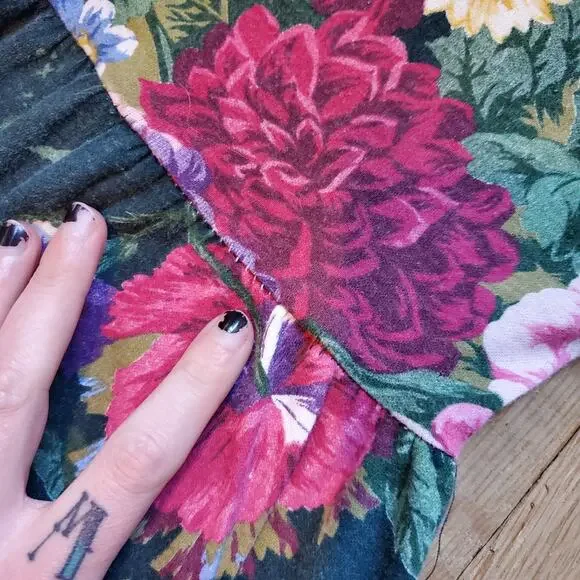 Vintage 80's Forest Green Floral A Line Fit and Flare Half Sleeve Midi Dress - Picture 10 of 12